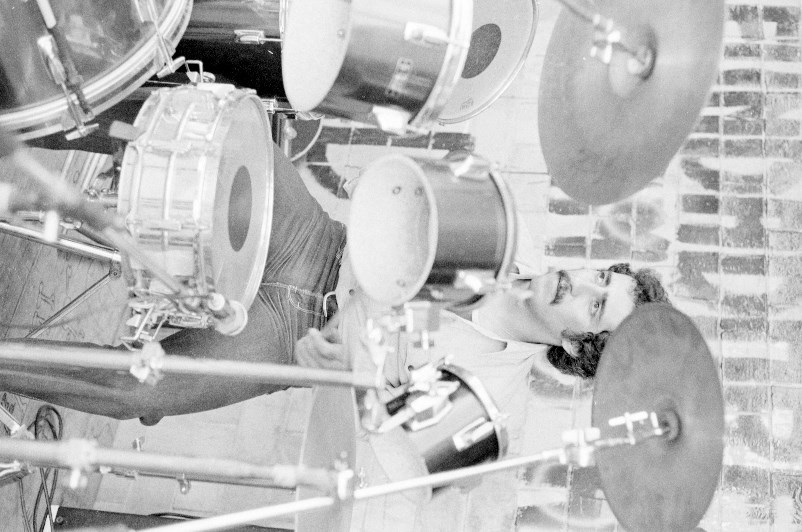 Negativos40.01 352 primer concierto de rock gpo anchorage