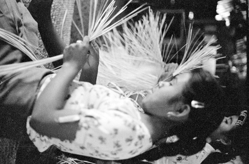 Negativos40.01 514 san isidro  tejedoras de palma 